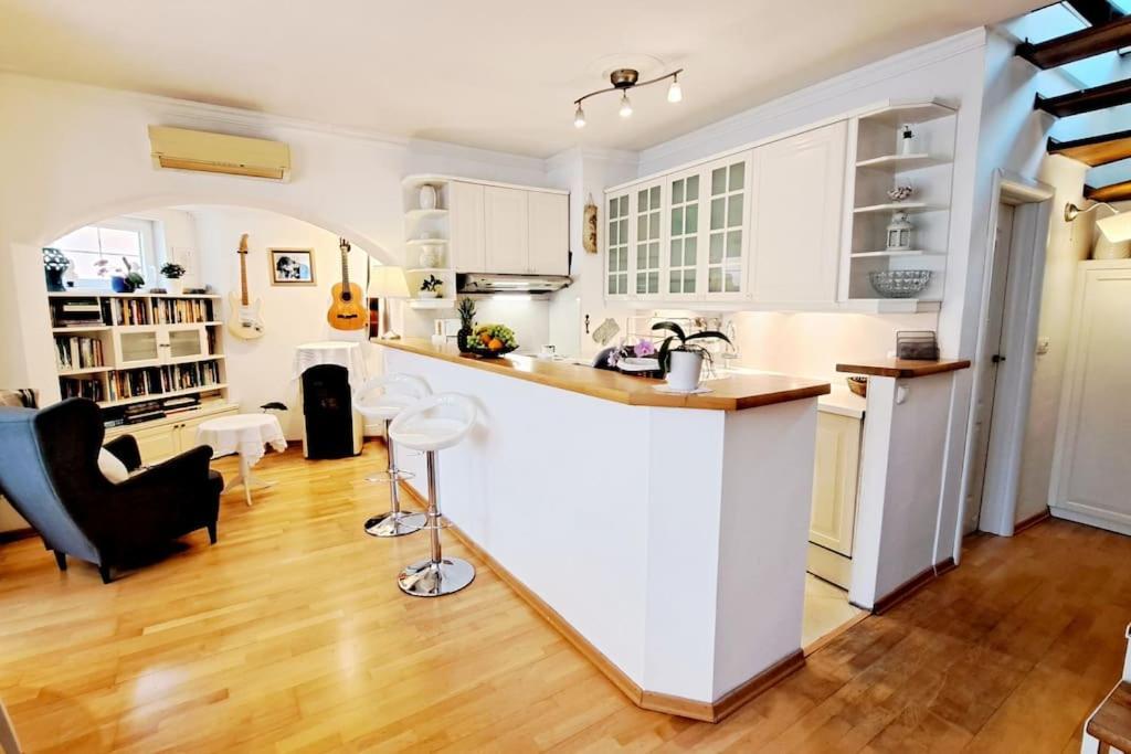 Appartamento Ellity Crikvenica Esterno foto